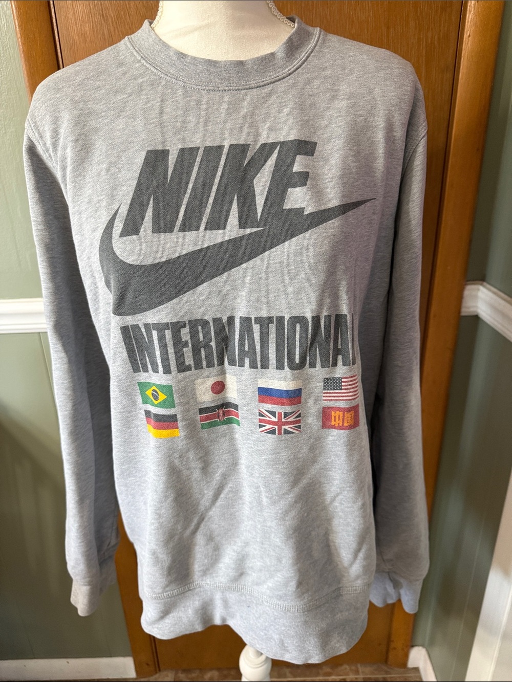 Nike Grey International Flag Graphic Sweatshirt Size L